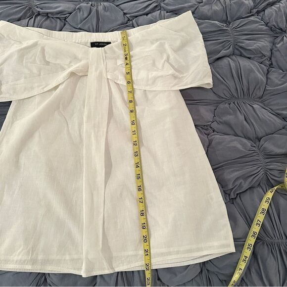 St. John Off Shoulder Blouse - Picture 9 of 9